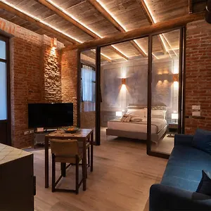 blue-moon-emme-loft.it-lombardy.com/